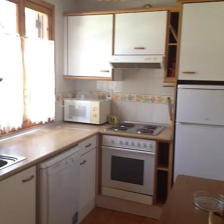 Casa Los Avellanos - Holiday home Escarrilla