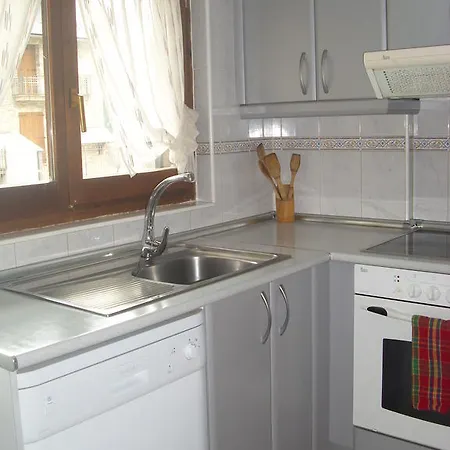 Casa Los Avellanos - Escarrilla